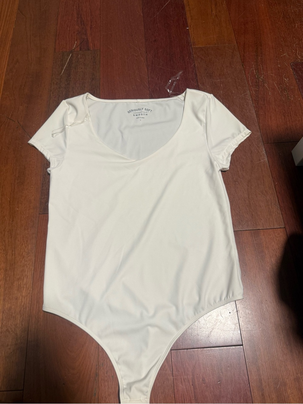 Aeropostale White Scoop Neck Short-Sleeve Bodysuit